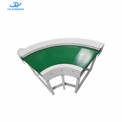 Bon prix Convecteur à bande tournante en acier inoxydable durable avec une largeur de transport personnalisable de 300 à 1000 mm et des angles de 30 ° à 90 ° en ligne